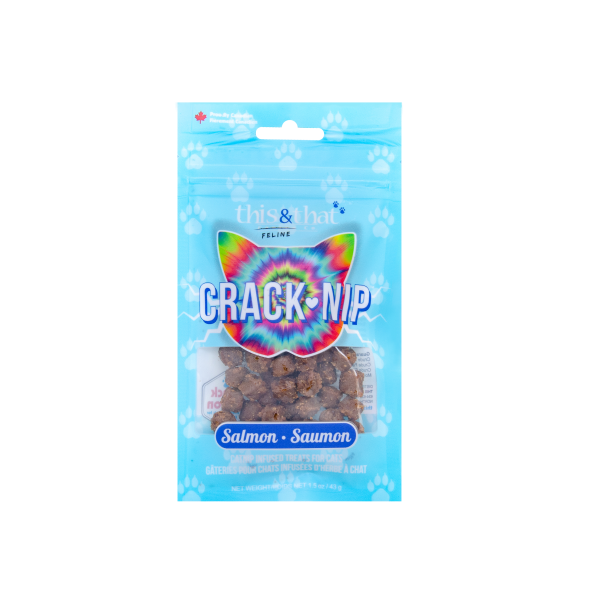 This & That Snack Station Cat Treats Crack-Nip Salmon 43g