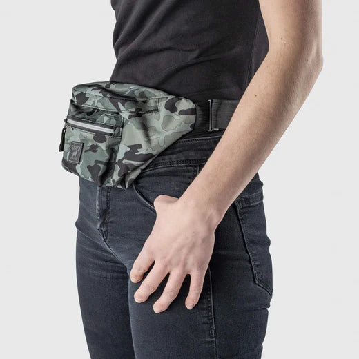 Canada Pooch The Everything Fanny Pack Camo