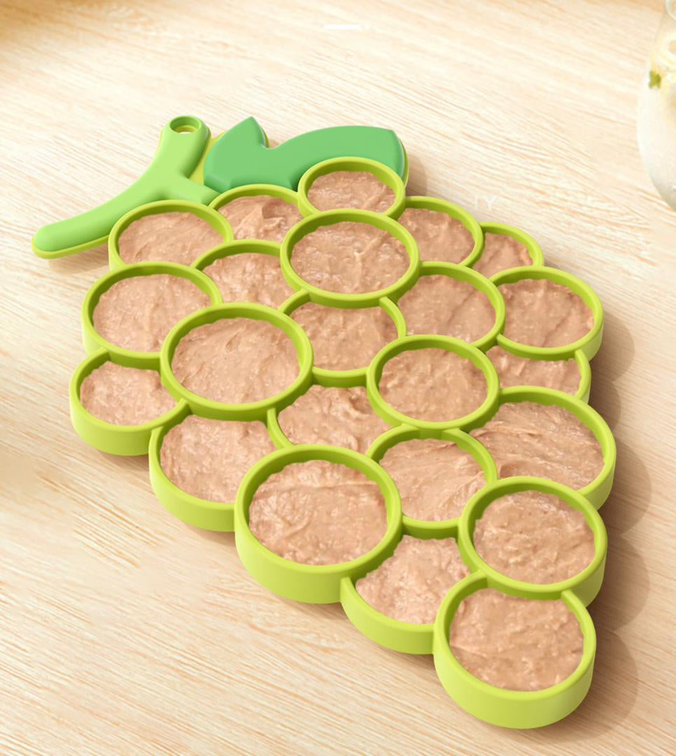 PawzNDogz Crispy Grapes Silicone Lick Mat/Slow Feeder