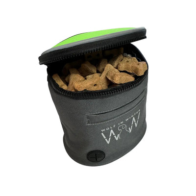 Wolf In Winter Quickdraw Dog Treat Pouch - Lime & Charcoal