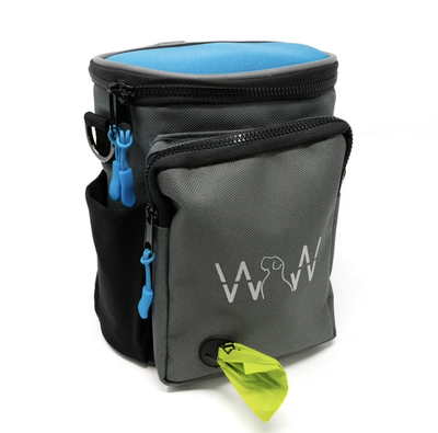 Wolf In Winter Quick Draw XL Dog Walking Bag - Blue
